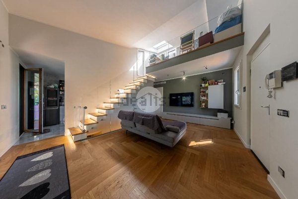 casa indipendente in vendita a Roma in zona La Pisana