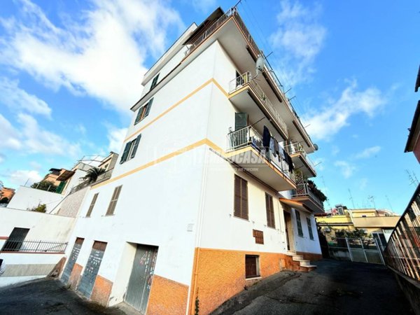 appartamento in vendita a Roma in zona Torrevecchia