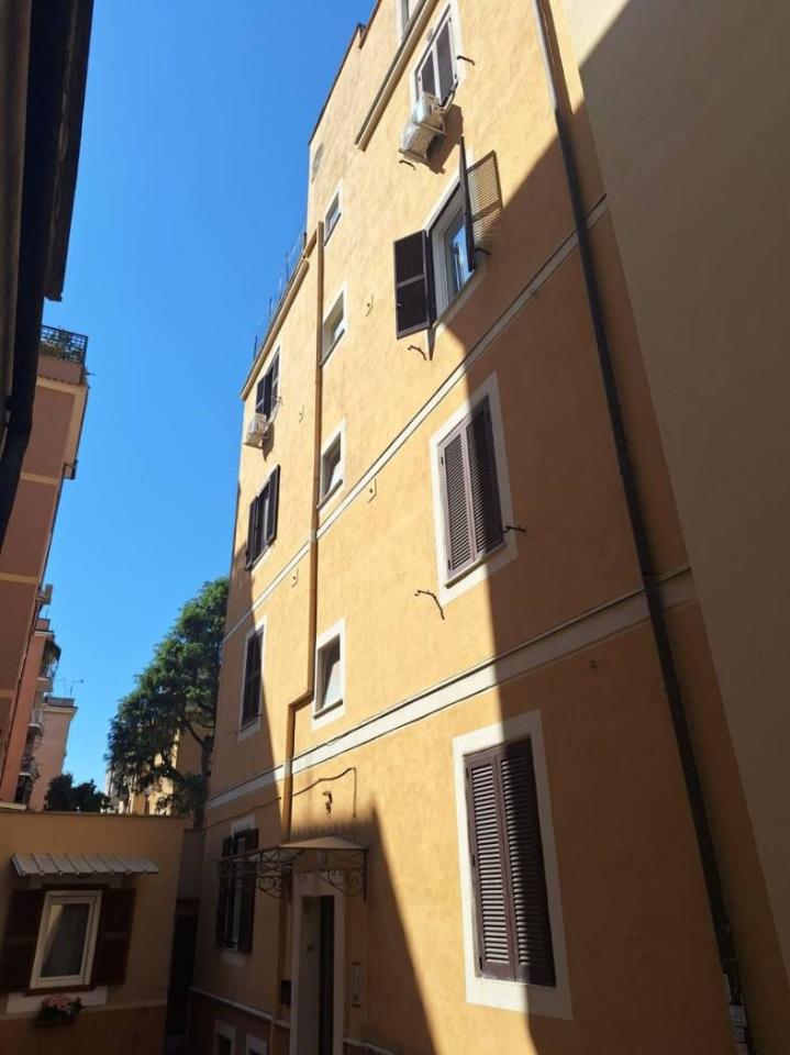 appartamento in vendita a Roma in zona Prenestino-Centocelle