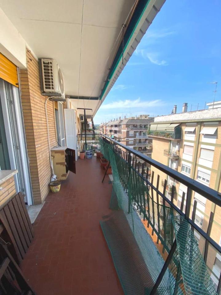appartamento in vendita a Roma in zona Monte Sacro/Talenti