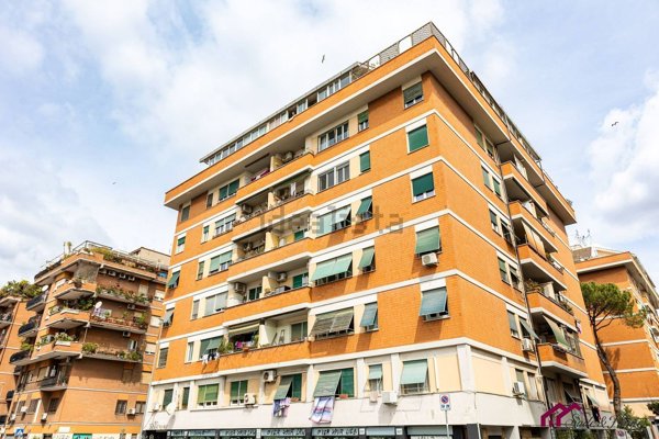 appartamento in vendita a Roma in zona Portuense