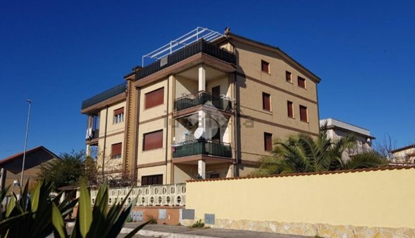 appartamento in vendita a Roma in zona Prenestino-Centocelle