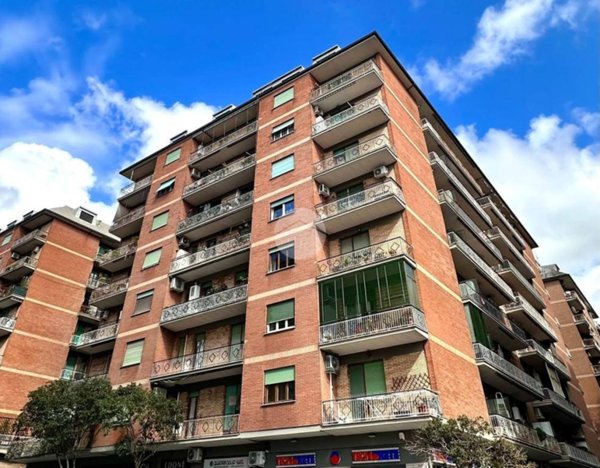 appartamento in vendita a Roma in zona Tuscolano