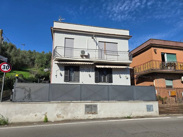 appartamento in vendita a Roma in zona Montespaccato