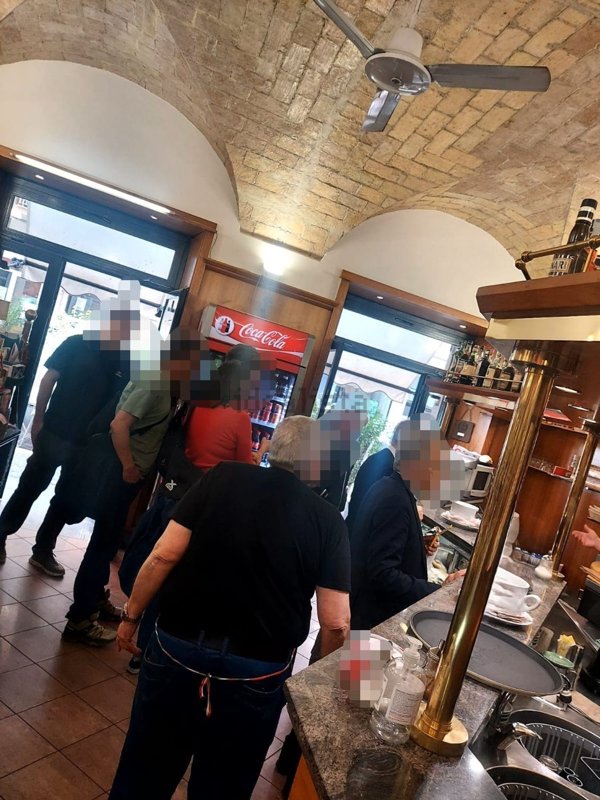 negozio in vendita a Roma in zona Celio