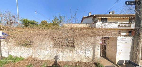 appartamento in vendita a Roma in zona Ostia Antica