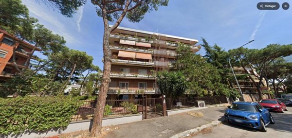 appartamento in vendita a Roma in zona Mostacciano