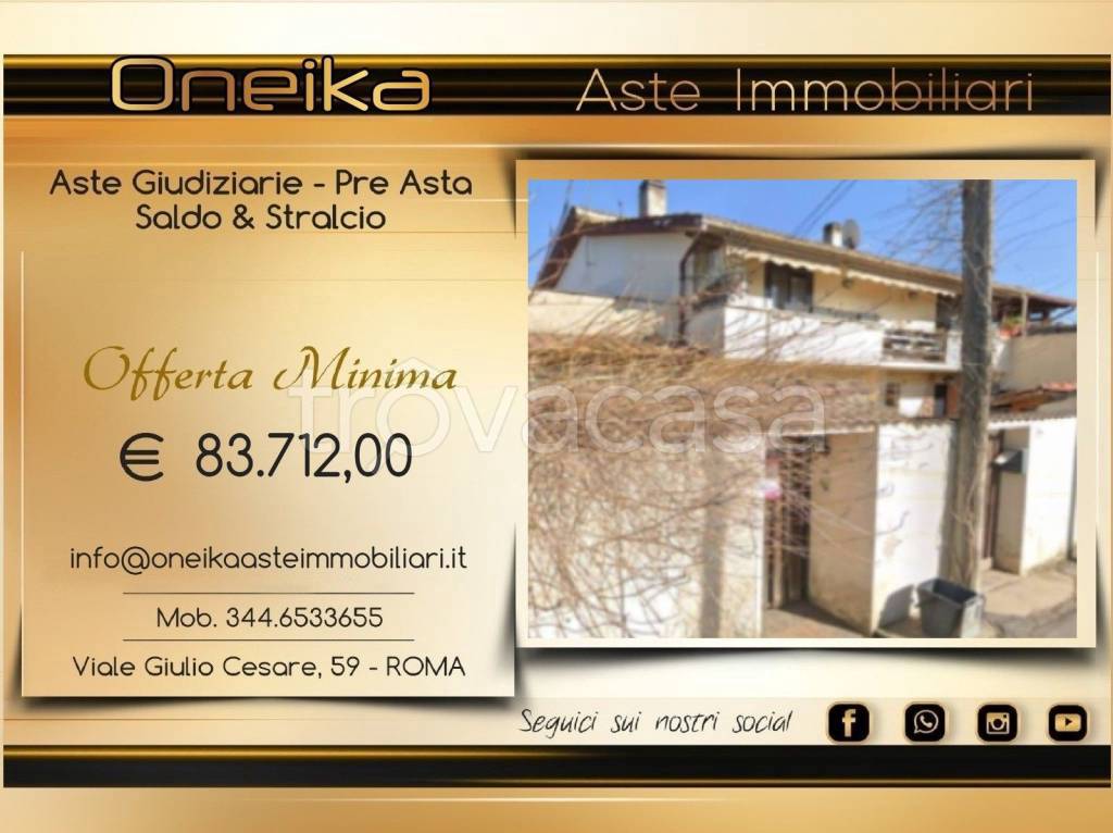 appartamento in vendita a Roma in zona Ostia Antica
