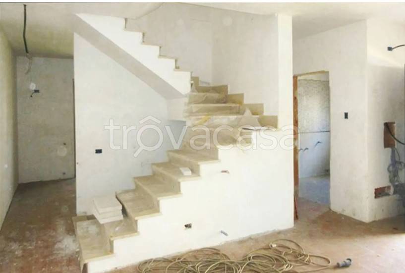 appartamento in vendita a Roma in zona Torre Gaia