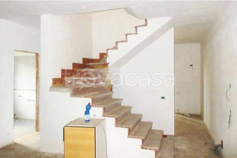 appartamento in vendita a Roma in zona Torre Gaia