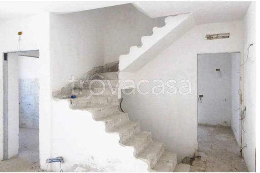 appartamento in vendita a Roma in zona Torre Gaia