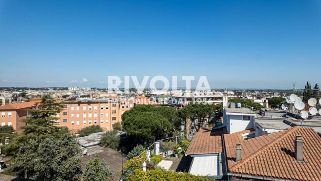 appartamento in vendita a Roma in zona Tor di Quinto