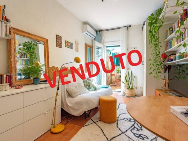 appartamento in vendita a Roma in zona Tuscolano