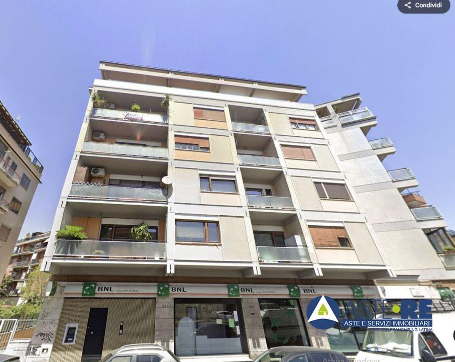 appartamento in vendita a Roma in zona Aurelio