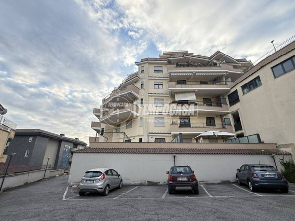 appartamento in vendita a Roma in zona Palmarola