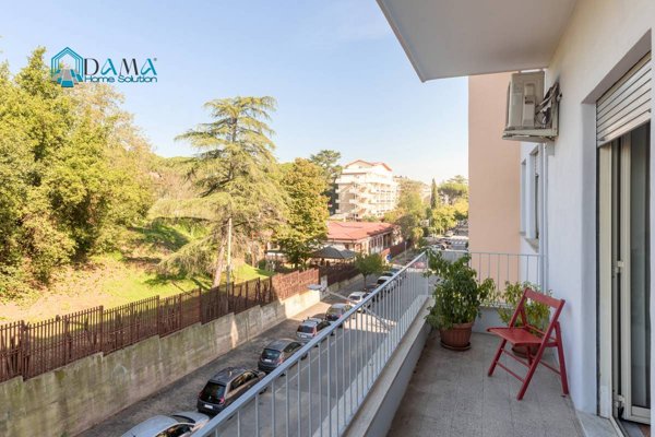 appartamento in vendita a Roma in zona Ardeatino