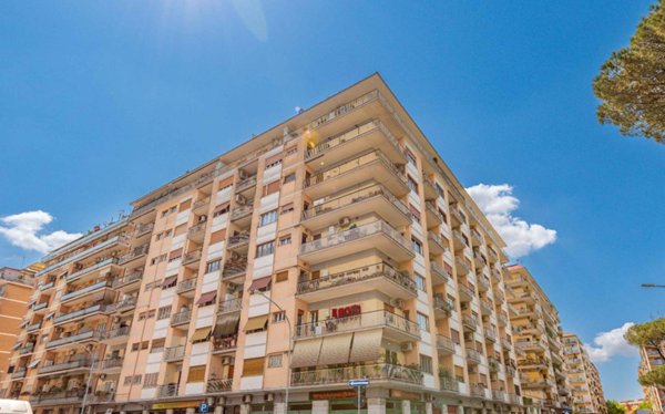 appartamento in vendita a Roma in zona Prenestino-Labicano