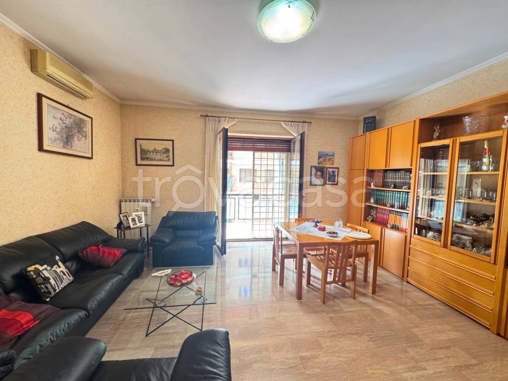 appartamento in vendita a Roma in zona Portuense
