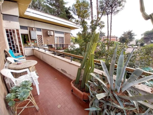 appartamento in vendita a Roma in zona Appio Claudio