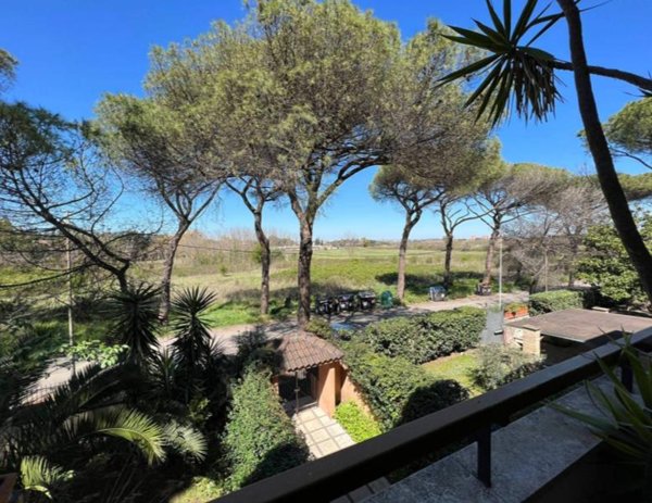 appartamento in vendita a Roma in zona Appio Claudio