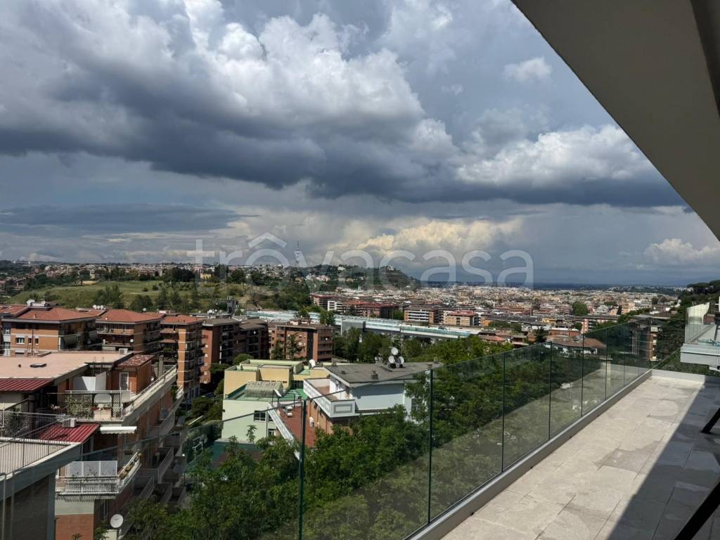 appartamento in vendita a Roma in zona Aurelio