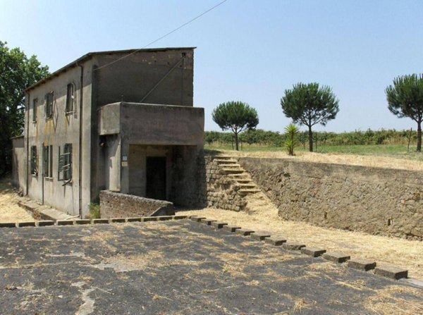 casa indipendente in vendita a Roma in zona Spregamore