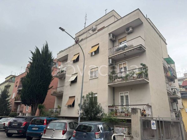 appartamento in vendita a Roma in zona Tuscolano