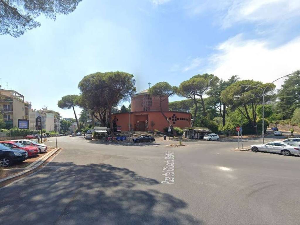 appartamento in vendita a Roma in zona Della Vittoria