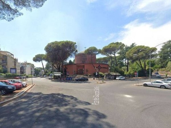 appartamento in vendita a Roma in zona Della Vittoria