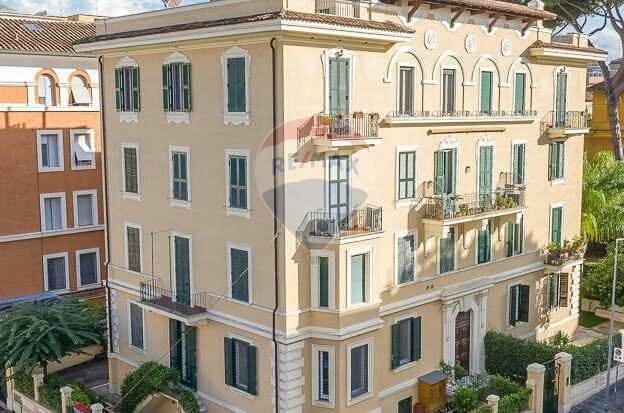 appartamento in vendita a Roma in zona Nomentano