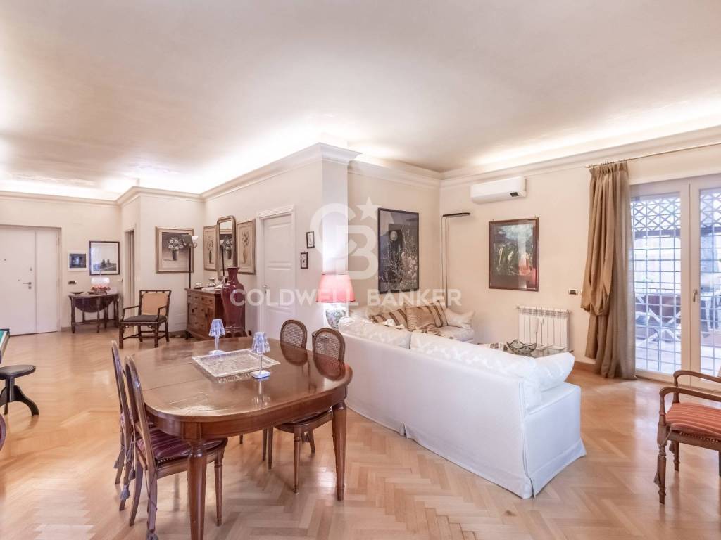 appartamento in vendita a Roma