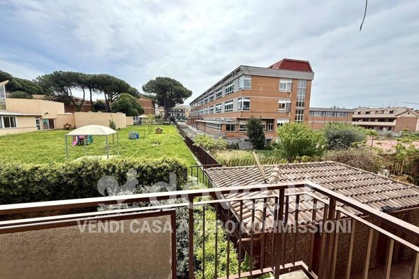appartamento in vendita a Roma in zona Borghesiana