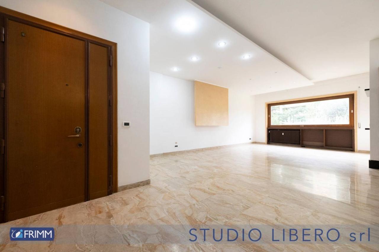 appartamento in vendita a Roma in zona Tor di Quinto