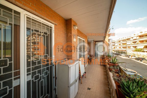 appartamento in vendita a Roma in zona Ostiense