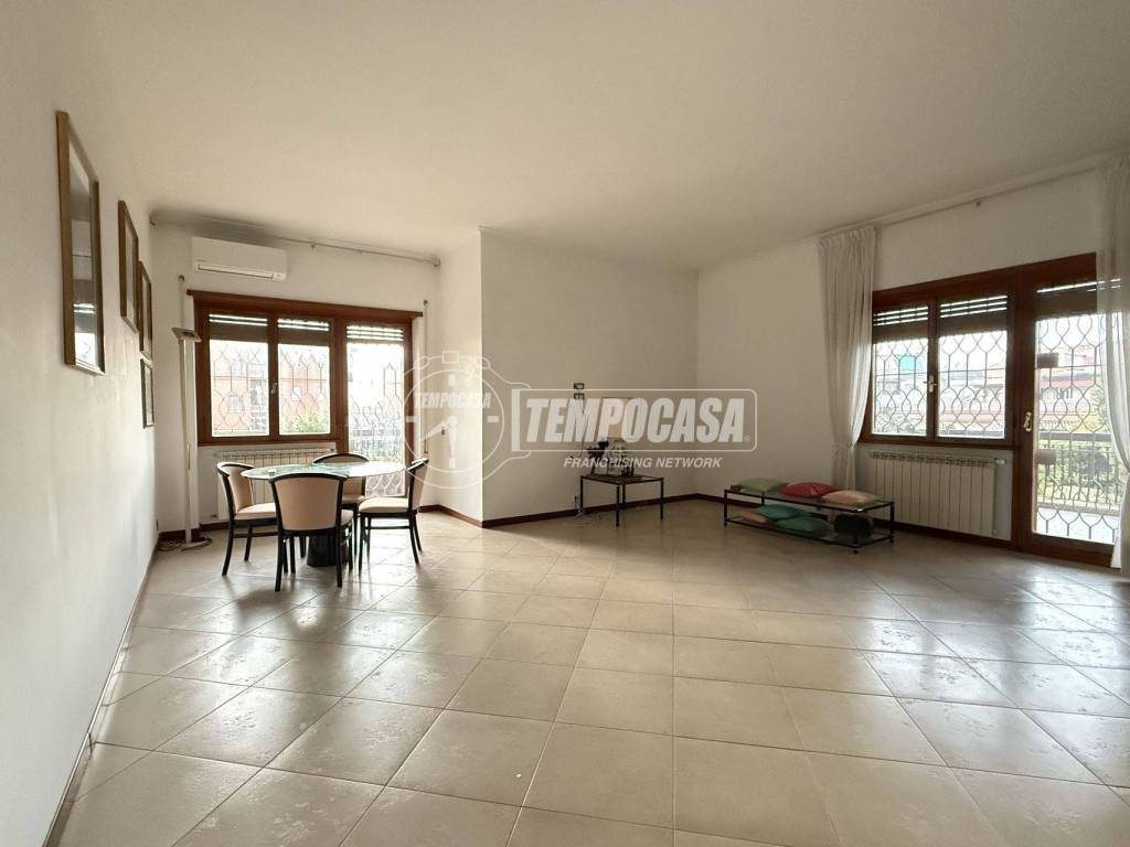 appartamento in vendita a Roma in zona Ottavia