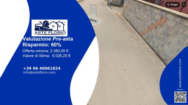 locale commerciale in vendita a Roma in zona Lunghezza