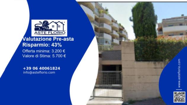 locale commerciale in vendita a Roma in zona Salario