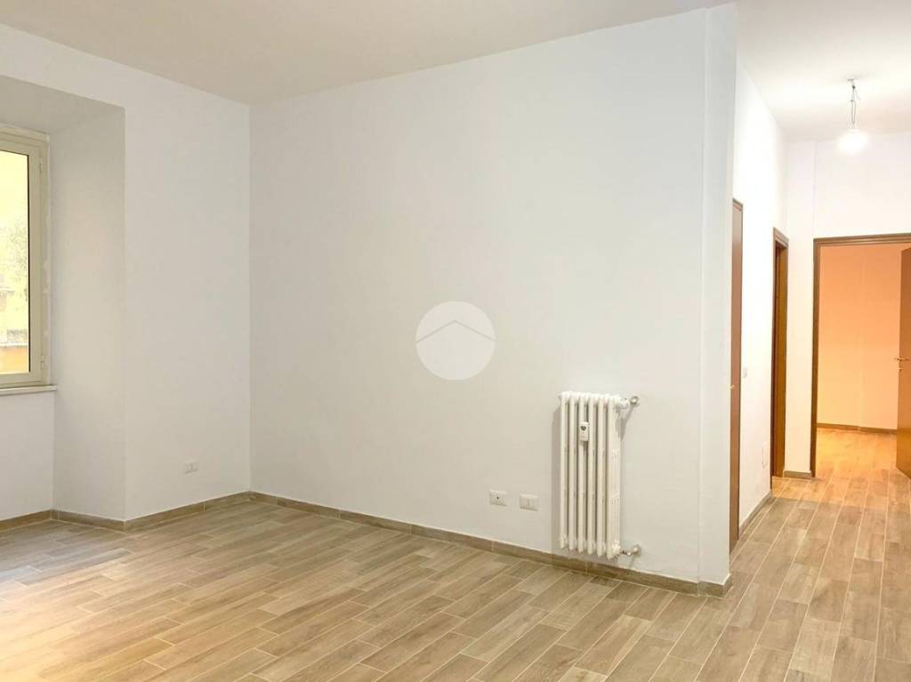 appartamento in vendita a Roma in zona Appio Latino