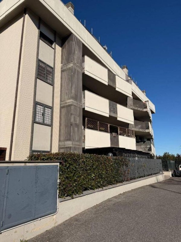 appartamento in vendita a Roma in zona Casalotti