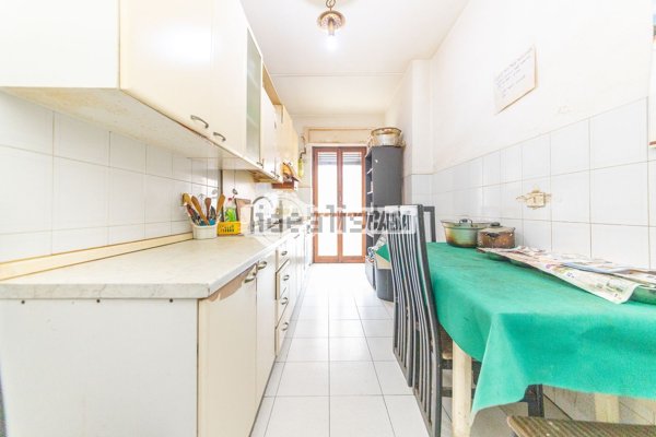 appartamento in vendita a Roma in zona Tuscolano