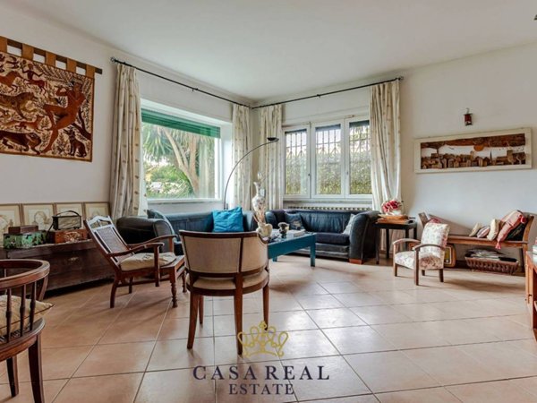 casa indipendente in vendita a Roma in zona Infernetto