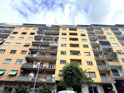 appartamento in vendita a Roma in zona Tuscolano
