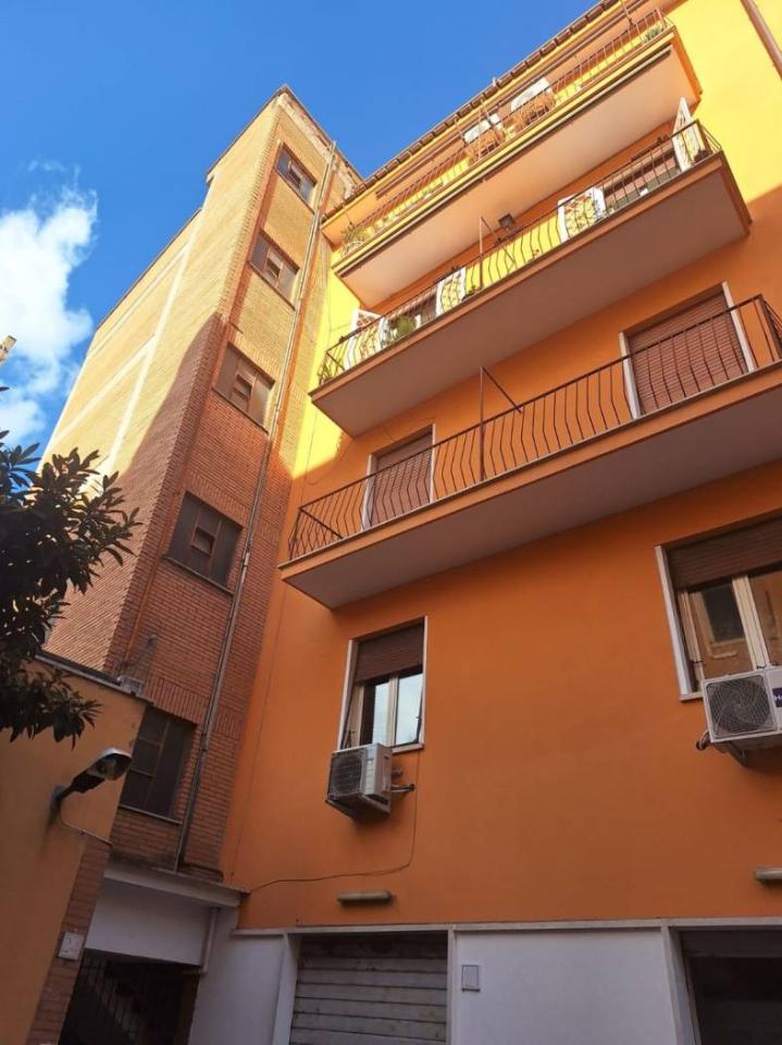 appartamento in vendita a Roma in zona Tuscolano