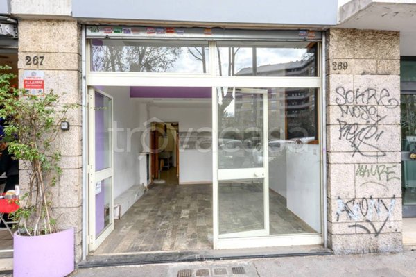 negozio in vendita a Roma in zona Ostiense