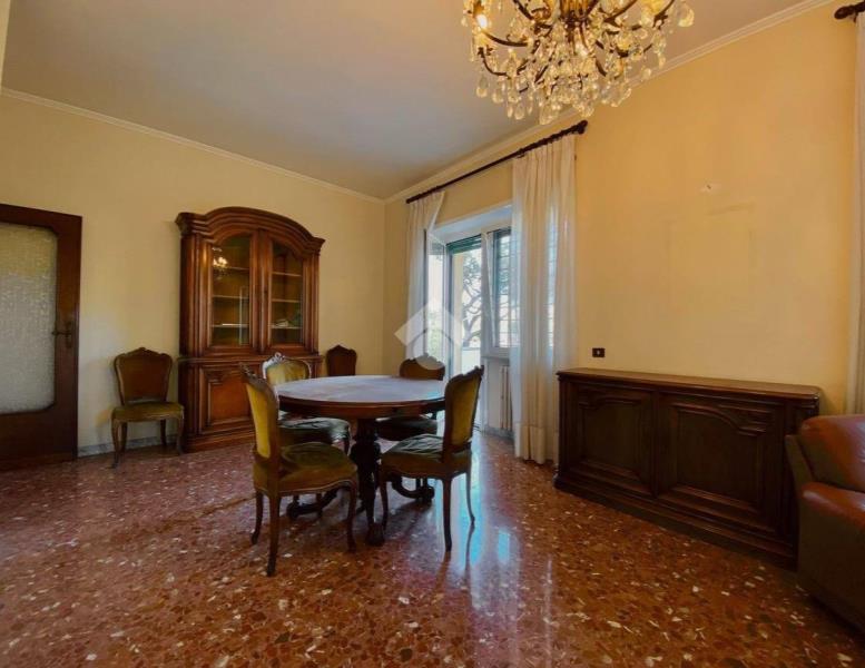 appartamento in vendita a Roma in zona Ardeatino