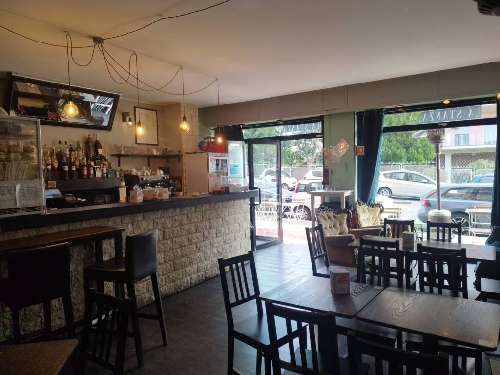negozio in vendita a Roma in zona Aurelio