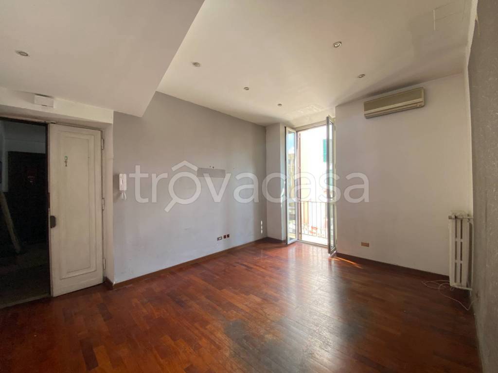 appartamento in vendita a Roma in zona Appio Latino