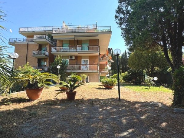 appartamento in vendita a Roma in zona Aurelio