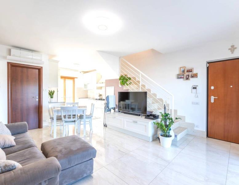 appartamento in vendita a Roma in zona Borghesiana