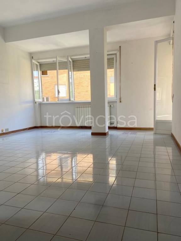 appartamento in vendita a Roma in zona Portuense